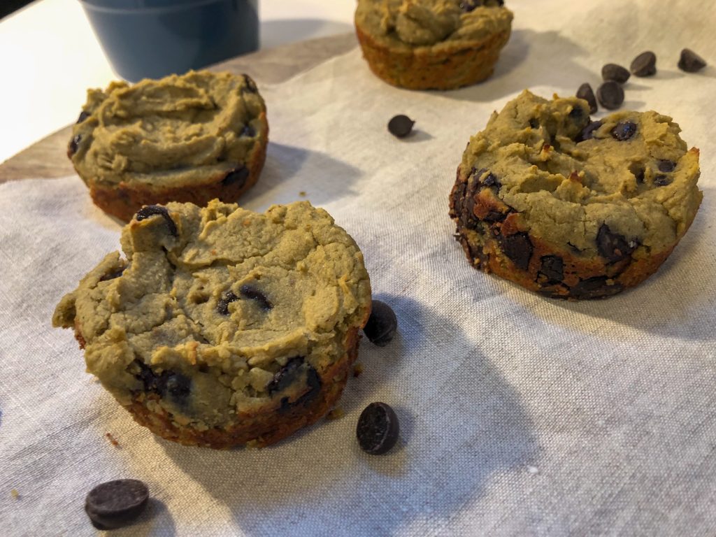 chocolate chip protein muffins 