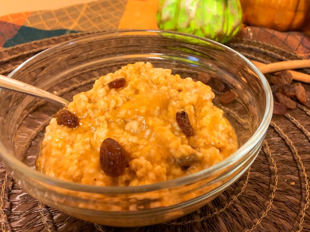 pumpkin oatmeal with raisins