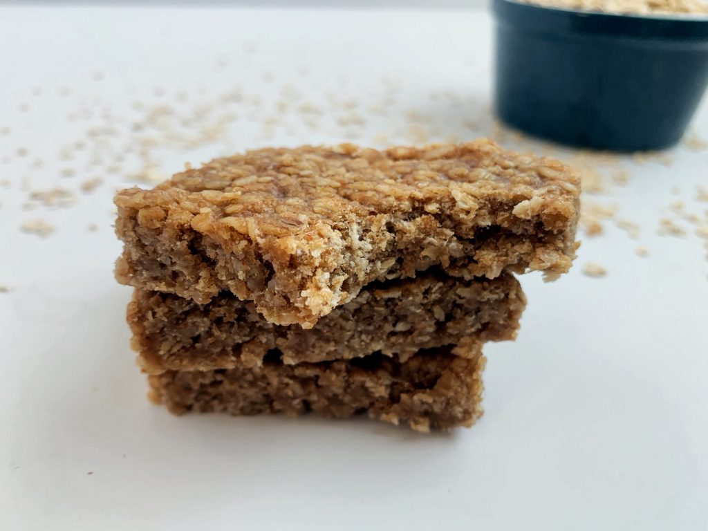 Chewy Banana Oat Bars 