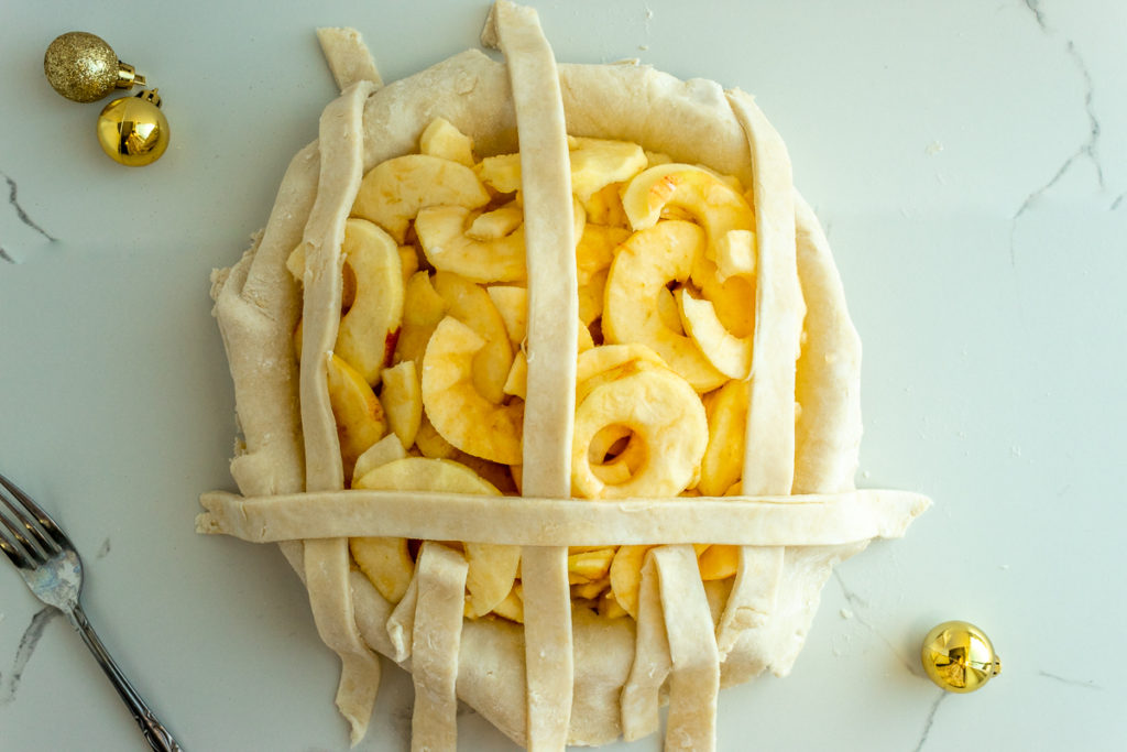 5 ways to style a pie crust- lattice pie