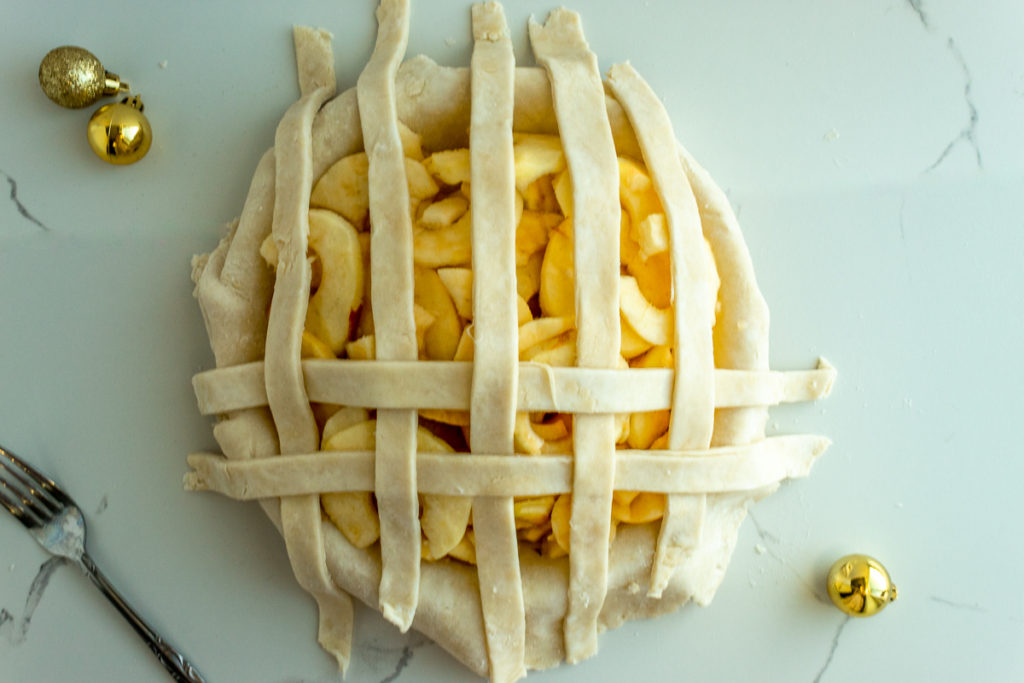 5 ways to style a pie crust- lattice pie