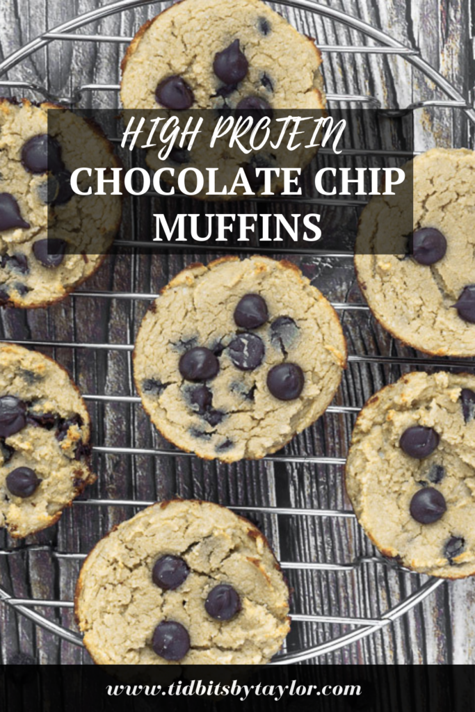 High protein chocolate chip muffins Pinterest image. Click to pin.